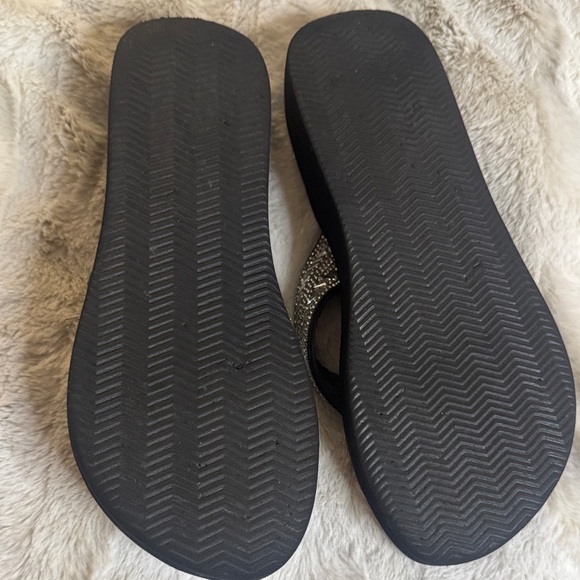 Elegant Black and Silver Women's Sandals - Picture 2 of 5